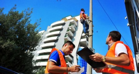 OSHEE vijon serisht aksionin per verifikimin e kontratave per profesionet e lira